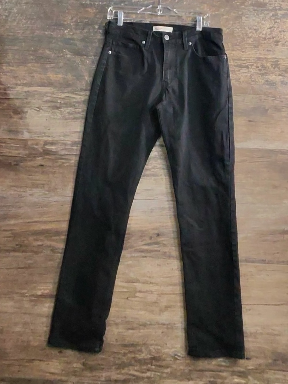 Levi's Men's Black Slim Straight Jeans
